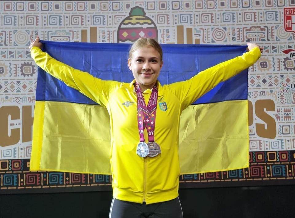 Спортсменка з Тернополя здобула срібло чемпіонату світу з важкої атлетики