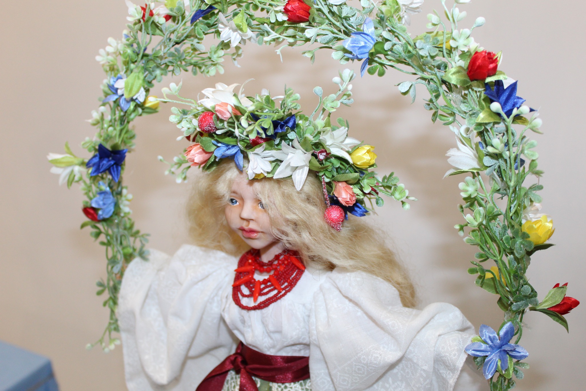 «Лялькоміфи»: у Тернополі відкрилася виставка унікальних ляльок, створених кременецькими майстринями