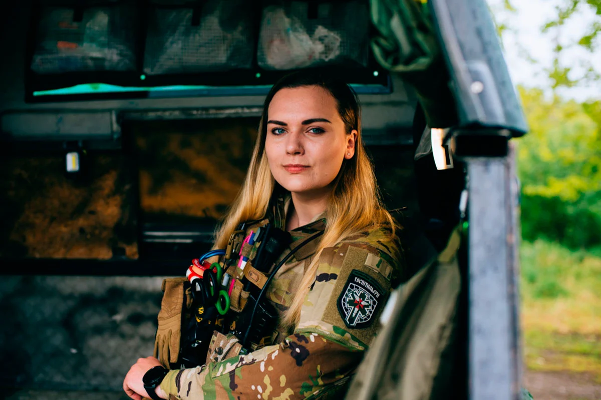 Навіки 25: загинула парамедикиня Ірина Цибух з позивним «Чека»
