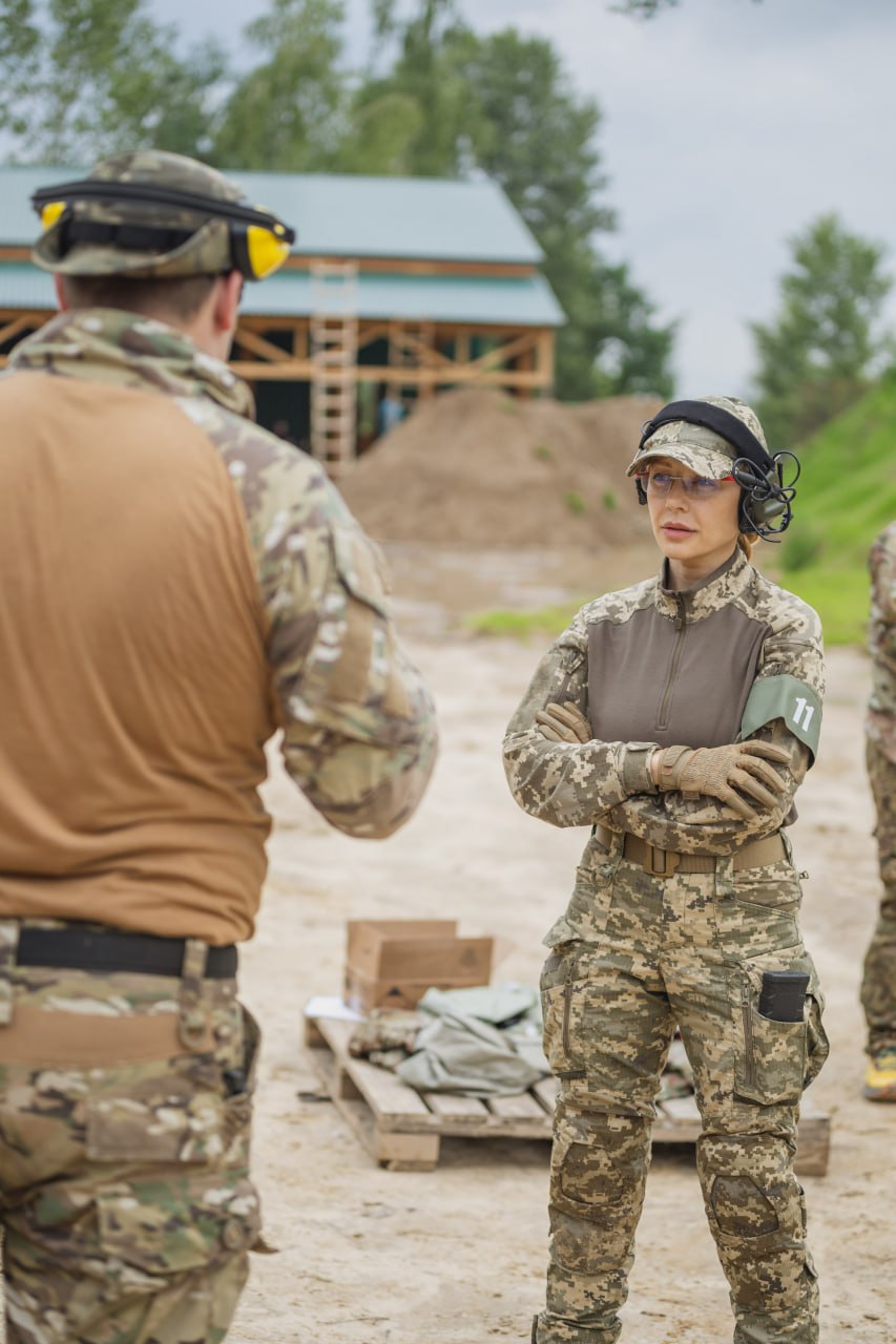 Тіна Кароль пройшла курс військової підготовки з ветеранами «Азову»