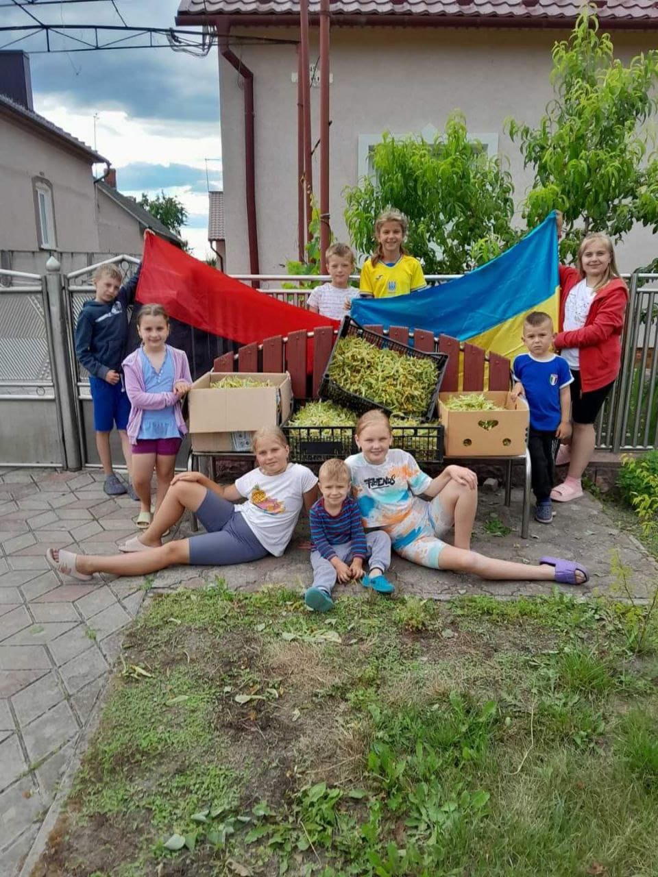 На Хоростківщині діти створили блокпост, щоб допомогти ЗСУ