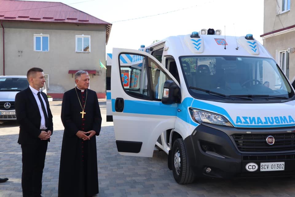 Папа Римський подарував «Швидку» Зборівській лікарні