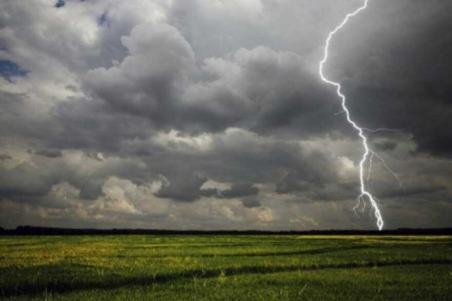 На Тернопільщині оголосили про штормове попередження