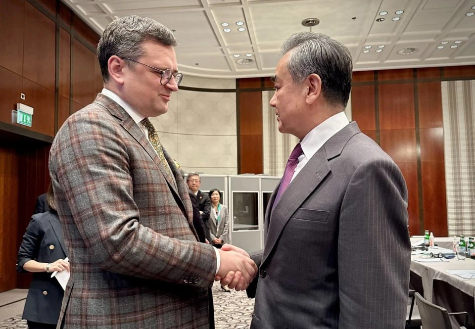 Китай готовий виступити посередником у мирних переговорах між Росією та Україною