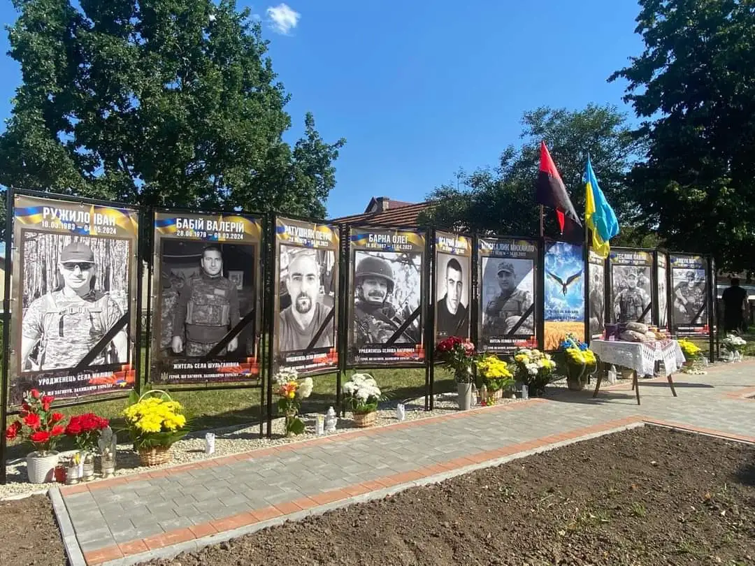 У Нагірнянській громаді відкрили Алею Пам’яті, присвячену 13 Героям-землякам