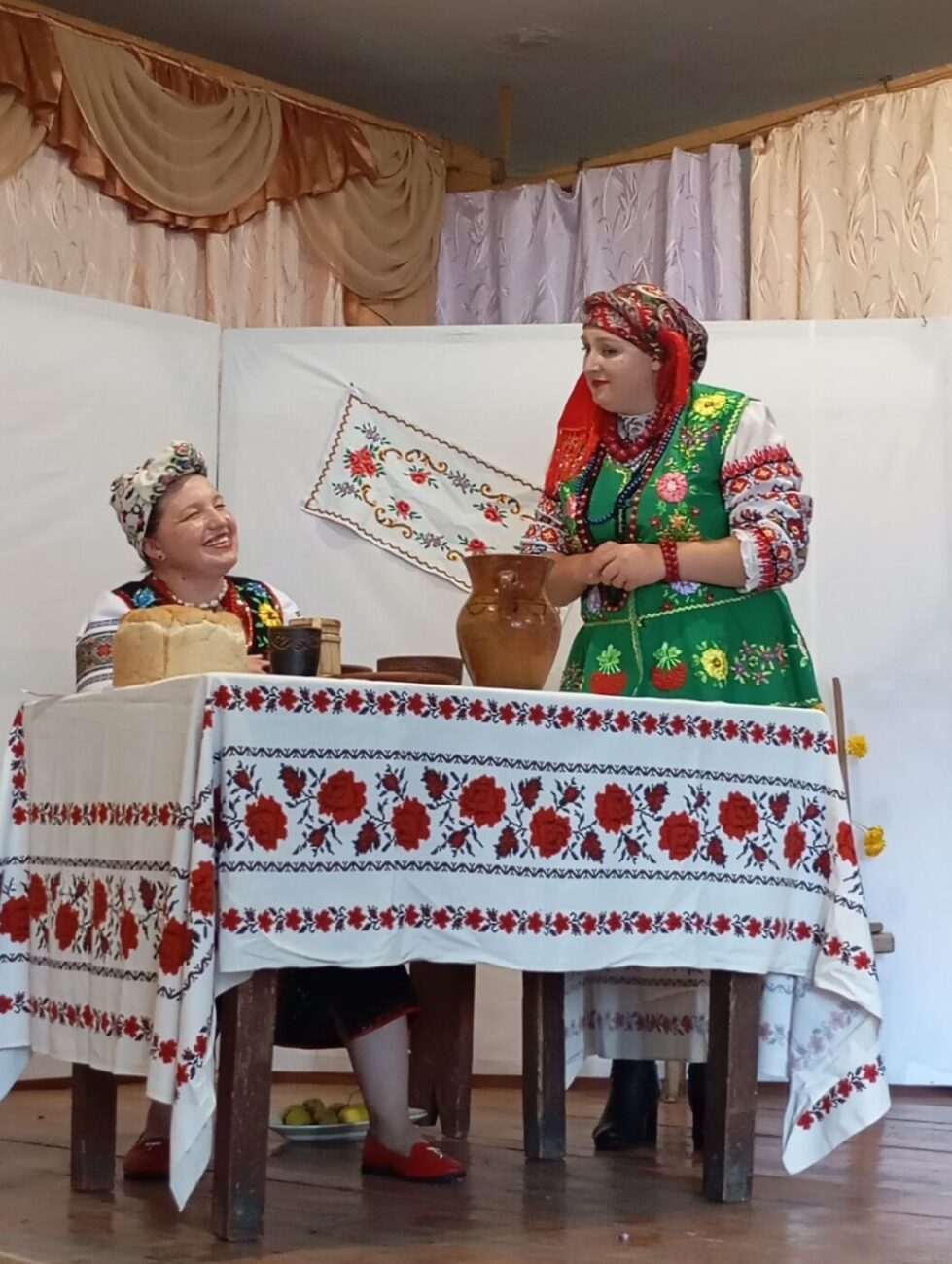 У Білобожницькій громаді ставлять благодійну виставу, щоб допомогти ЗСУ
