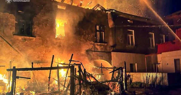 Тернополянам рекомендують зачинити вікна і не виходити з домівок