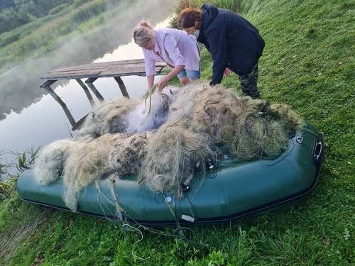 В Заліщицькій громаді виявили відразу 10 браконьєрських сіток