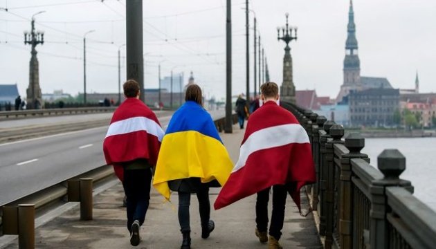 Латвія надала тимчасовий захист 46 тисячам українців