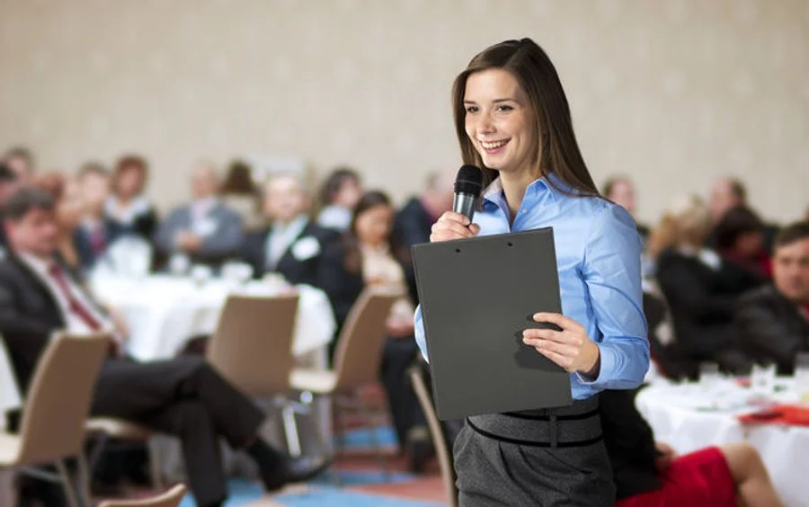 Тернопільських підприємиць та експерток запрошують на навчання в Академію ораторської майстерності