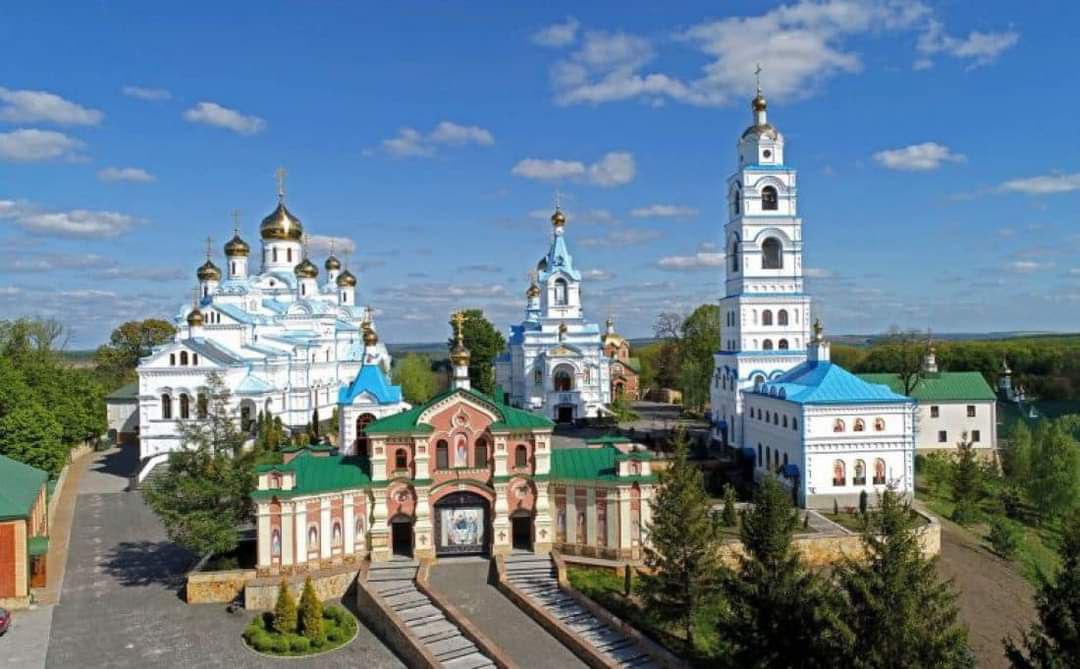 Суд повернув державі Свято-Духівський монастир Почаївської лаври