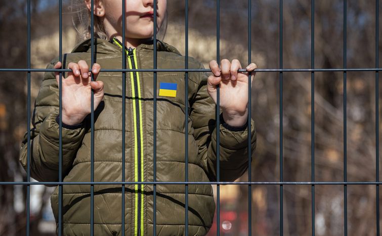 На окупованих територіях росіяни розшукують дітей, яких не віддали у російські школи