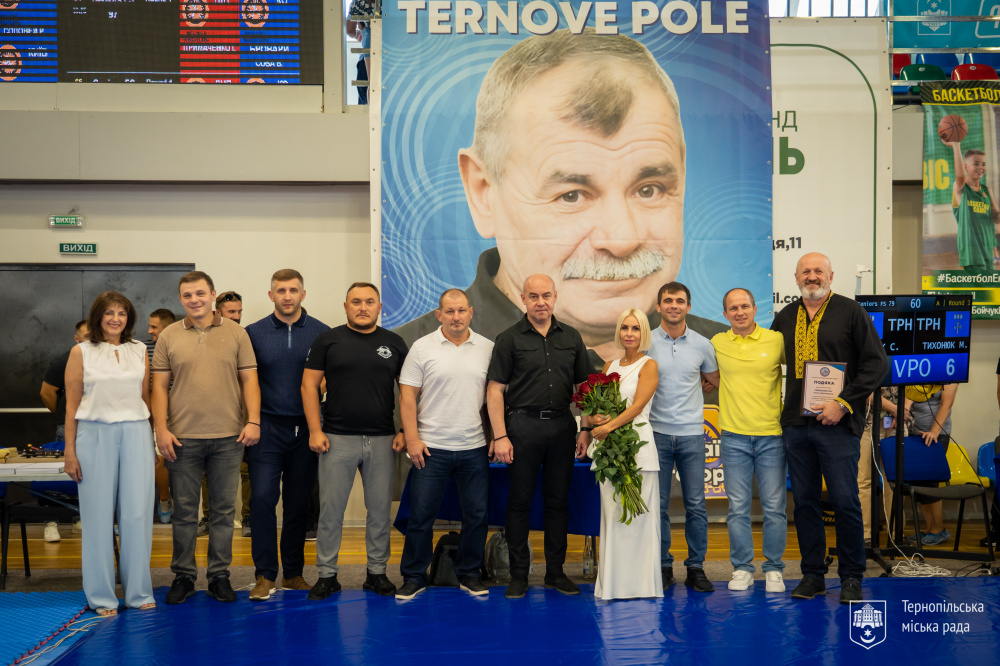 У Тернополі розпочався Всеукраїнський турнір з вільної боротьби «Тернове поле»