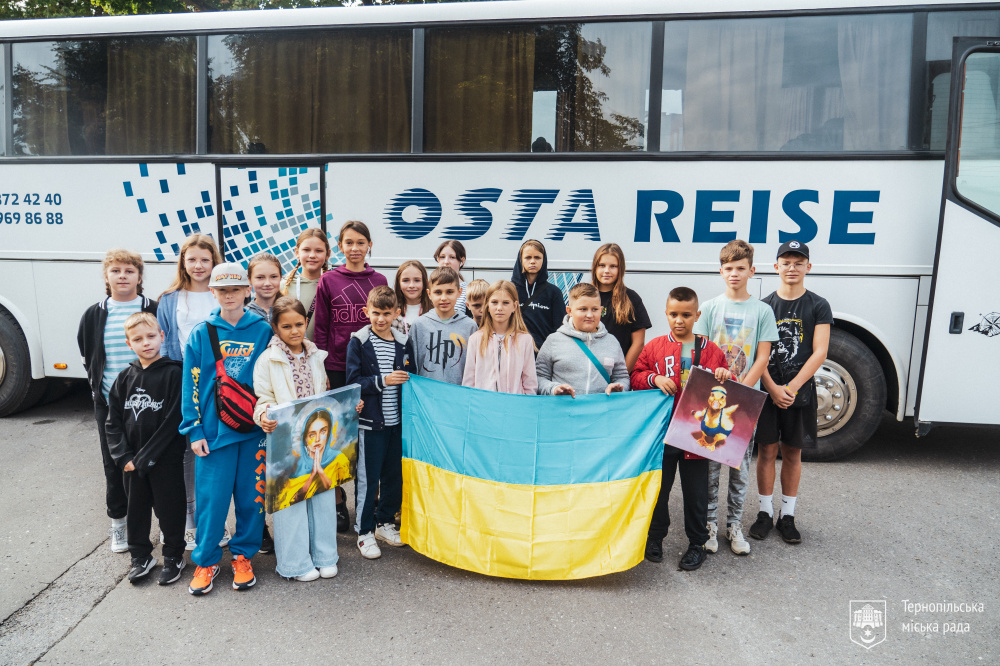 Ще 20 дітей захисників та Героїв Тернопільської громади поїхали на літній відпочинок до Литви