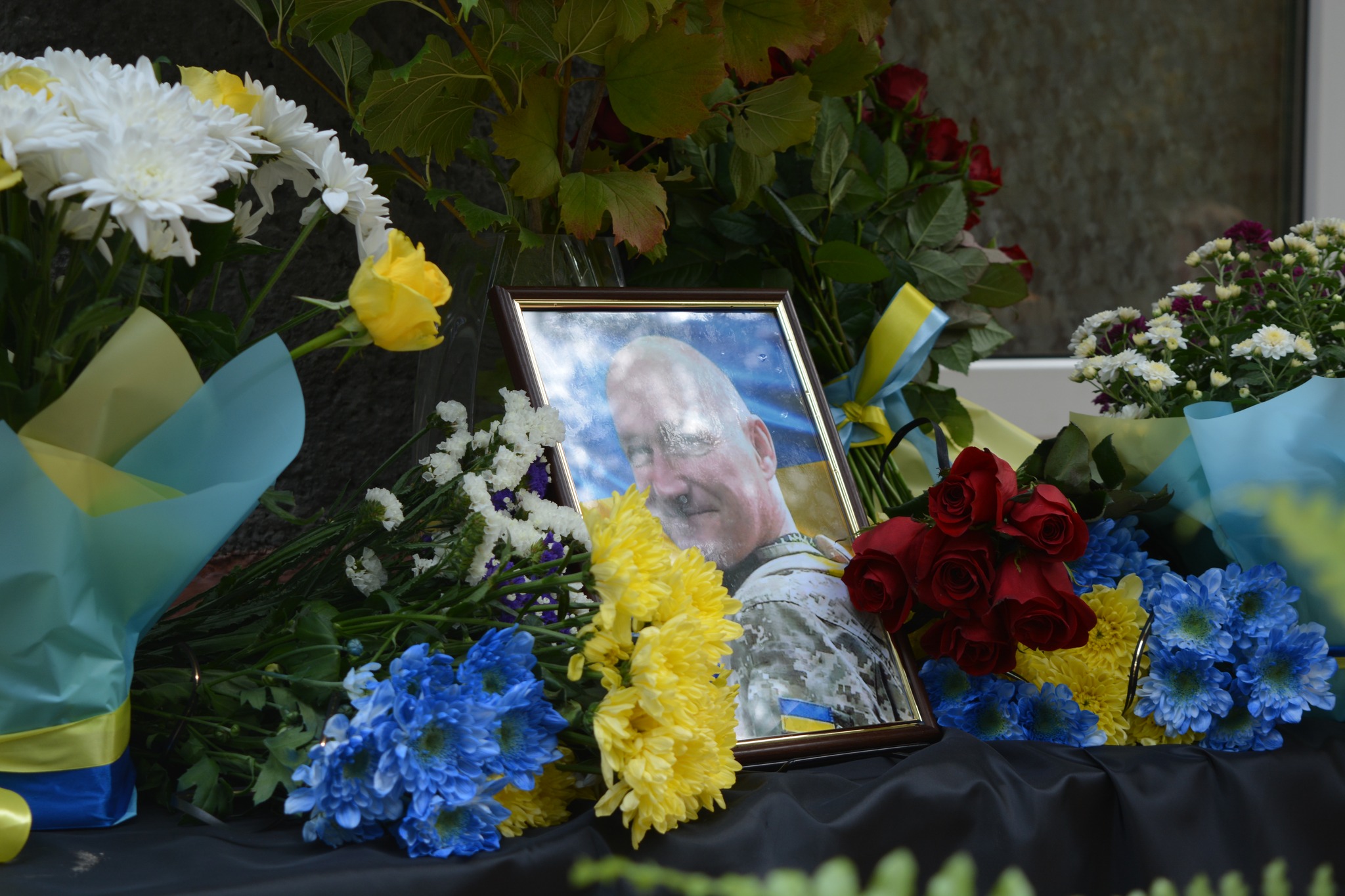 У Збаражі відкрили меморіальну дошку на честь полеглого Захисника