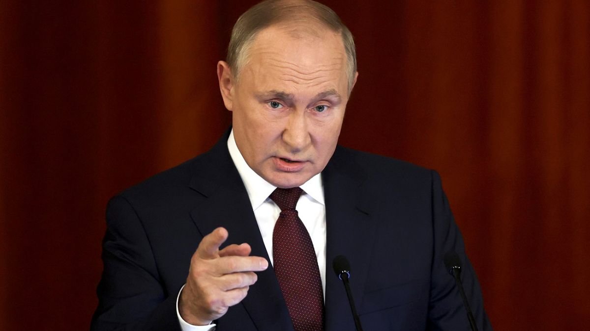 На росії почнеться мобілізація: путін підписав указ про призов до війська