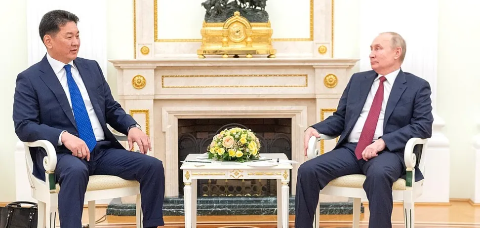 Російський диктатор володимир путін прибув до Монголії, яка зобов’язана його арештувати