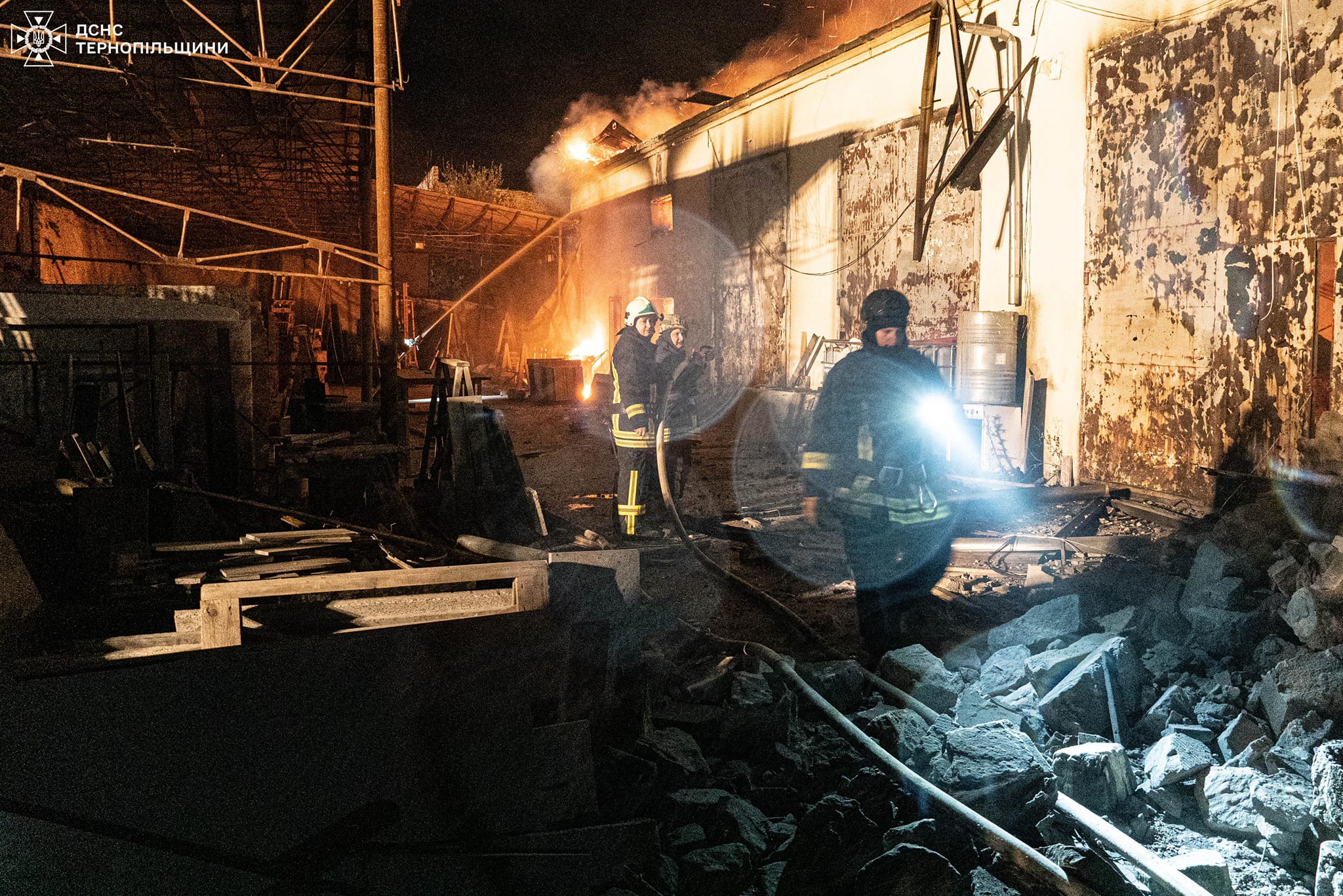 Росіяни вдарили по Тернопільщині: «шахед» влучив в промисловий об’єкт