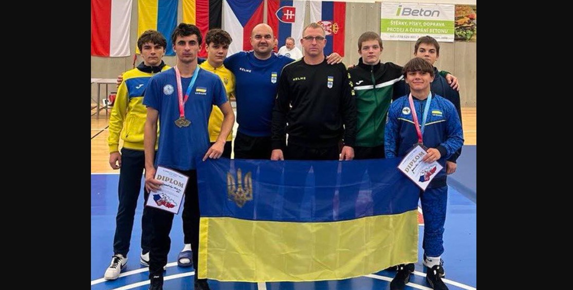 Студенти ЗУНУ здобули золото і срібло на Міжнародному турнірі з греко-римської боротьби у Чехії