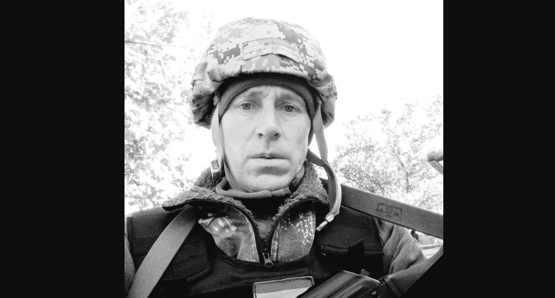 Зустрічають Героя: у Хоростківській громаді оголосили жалобу