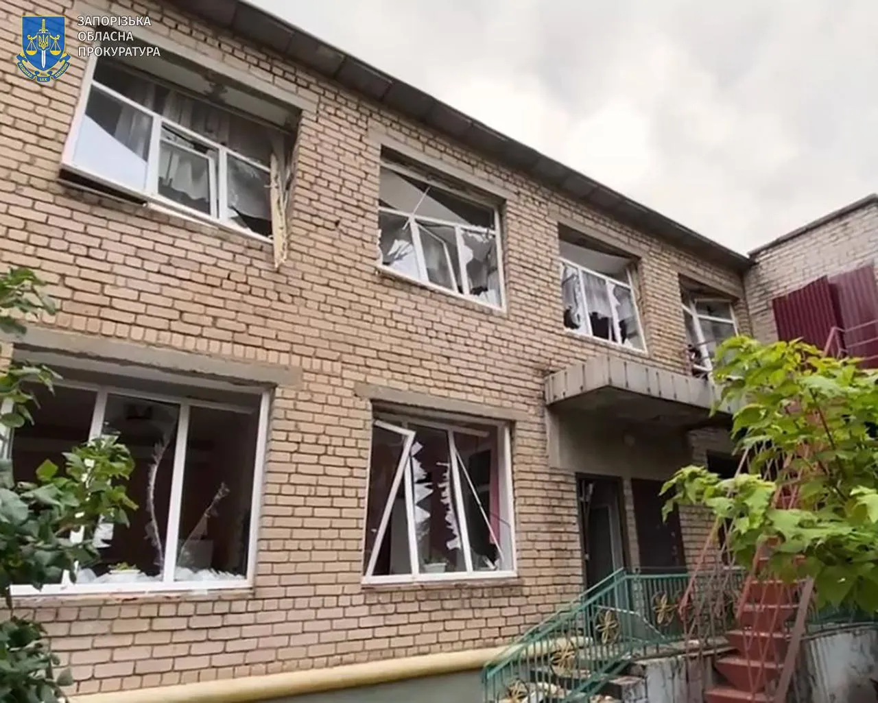 Удар по Запоріжжю: відомо про двох загиблих та 15 поранених