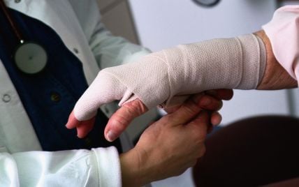 Розпалювала газову колонку: тернополянка отримала значні опіки