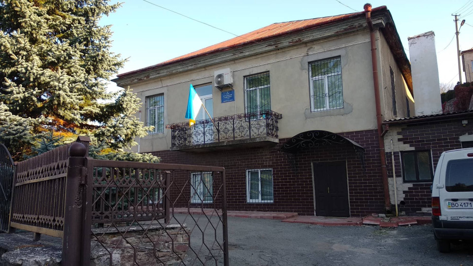 Тернополянин погрожував судді та переслідував її після вироку