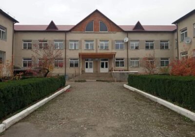 Погані умови для пацієнтів психоневрологічного інтернату: на Тернопільщині обшуки