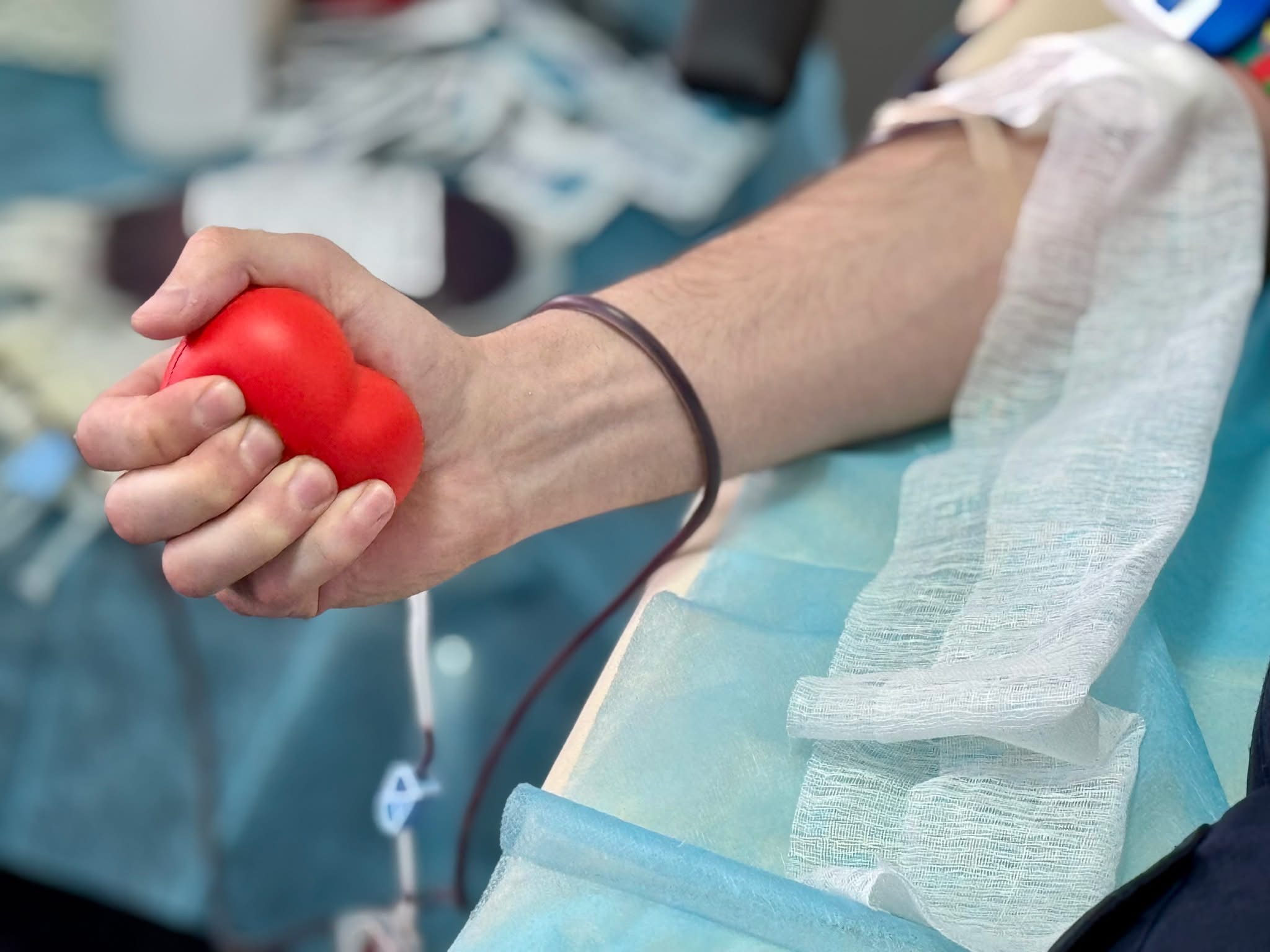 Працівники Тернопільської митниці здали кров у межах Дня донора (фото)