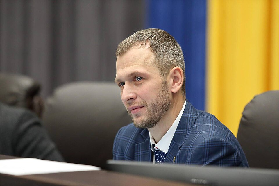 Скільки заробив Богдан Бутковський за перші місяці на посаді голови облради?