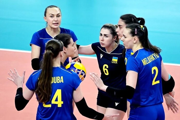 Українські волейболістки заспівали гімн хором після помилки організаторів у Словенії (відео)