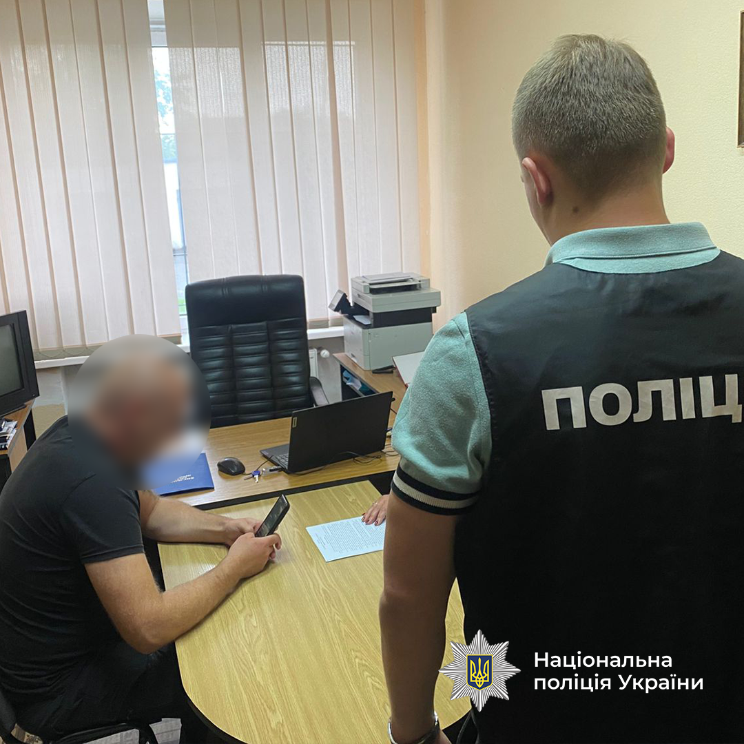 У Хмельницькій області депутати забули задекларувати мільйони, серед них навіть літак