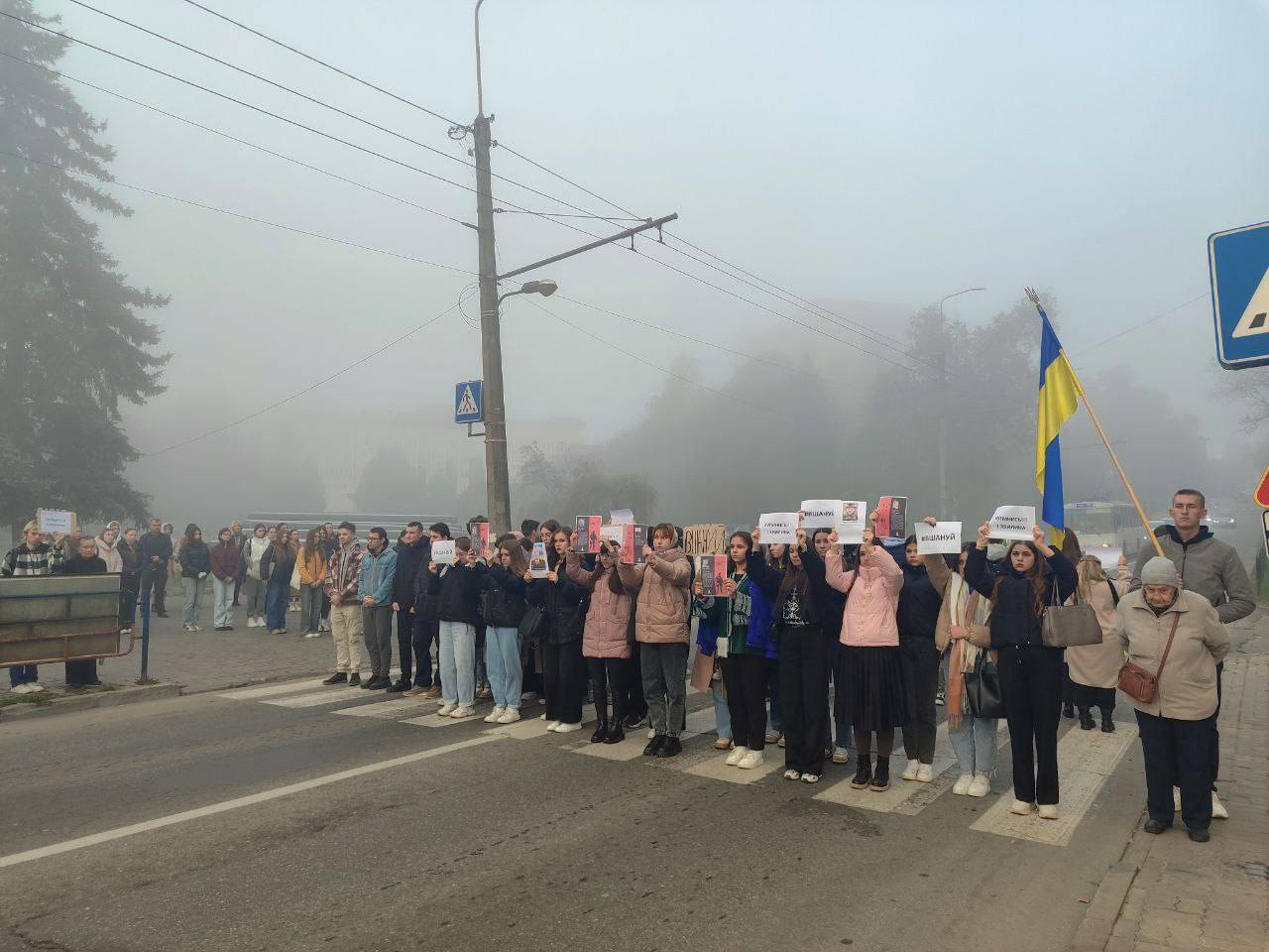 У Тернополі просять щодня вмикати хвилину мовчання через систему оповіщення