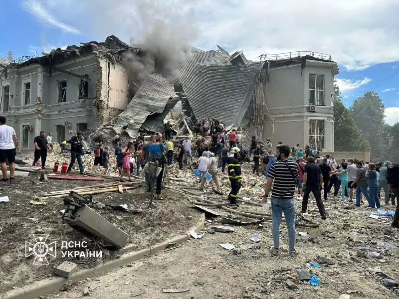 Київ пережив найбільшу атаку дронами та ракетами