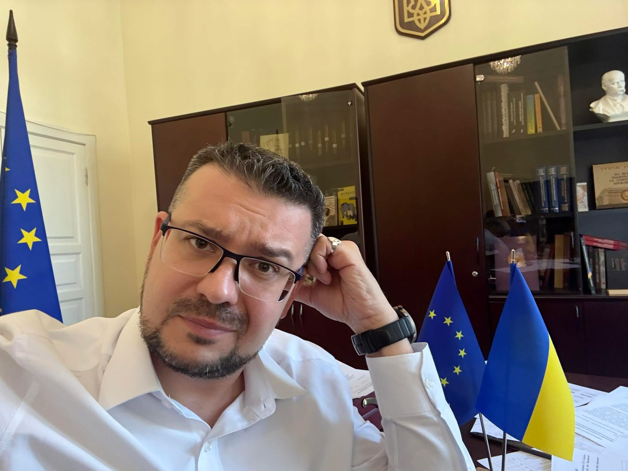 Росія запустила фейкову кампанію проти очільника Українського інституту нацпам’яті