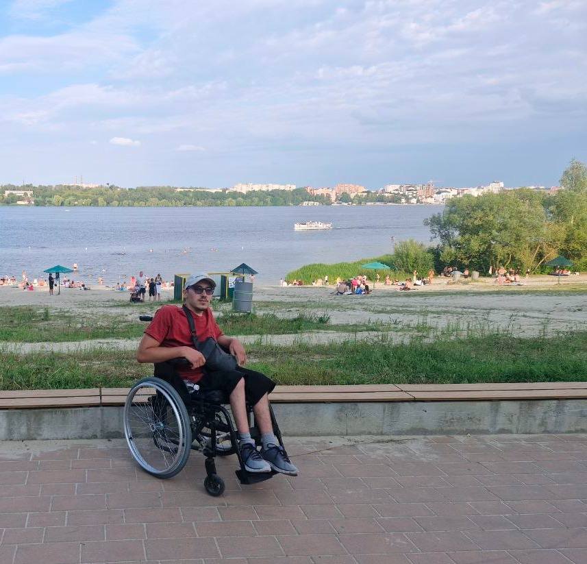 Сором для міста. Інклюзивний туалет на Дальньому пляжі у Тернополі закритий для людей