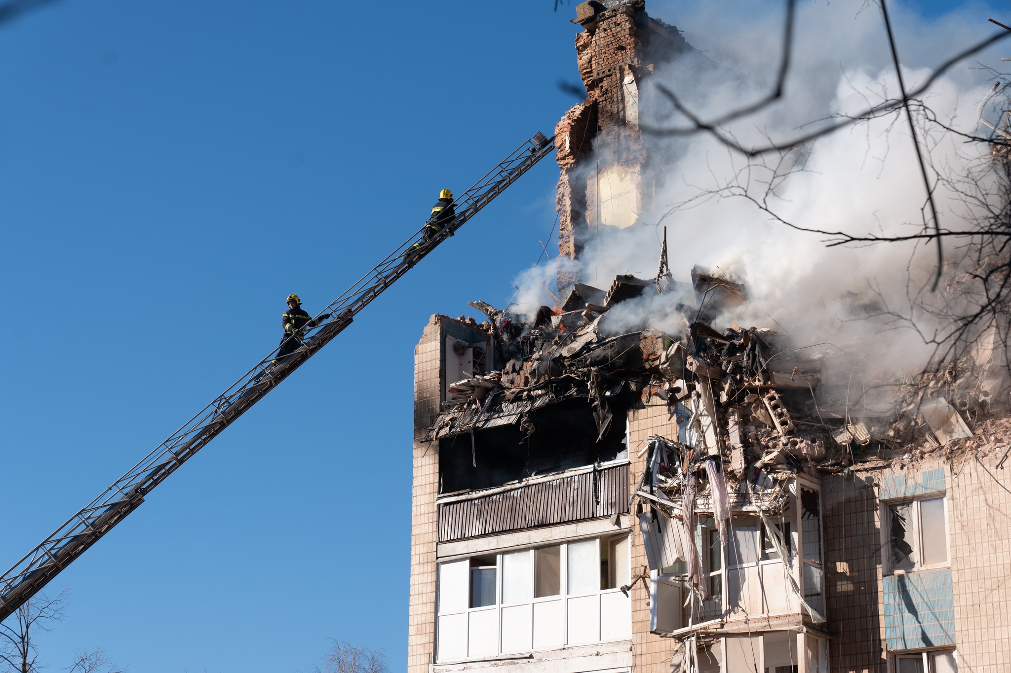 Трагічні наслідки обстрілу Тернополя: оновлена інформація станом на 15:00