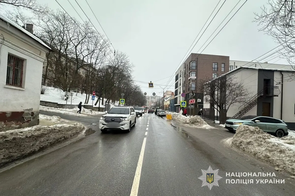На Острозького збили жінку на нерегульованому пішохідному переході